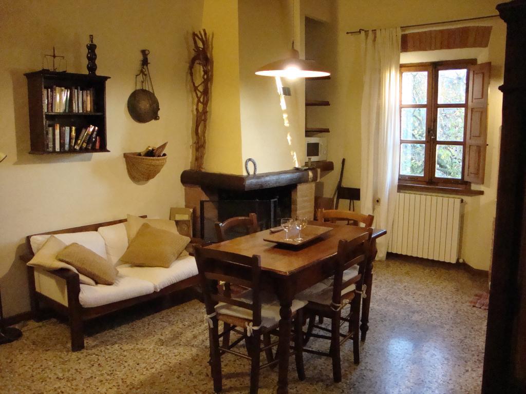 Agriturismo Poggio Salvi سوفيتشيلي الغرفة الصورة